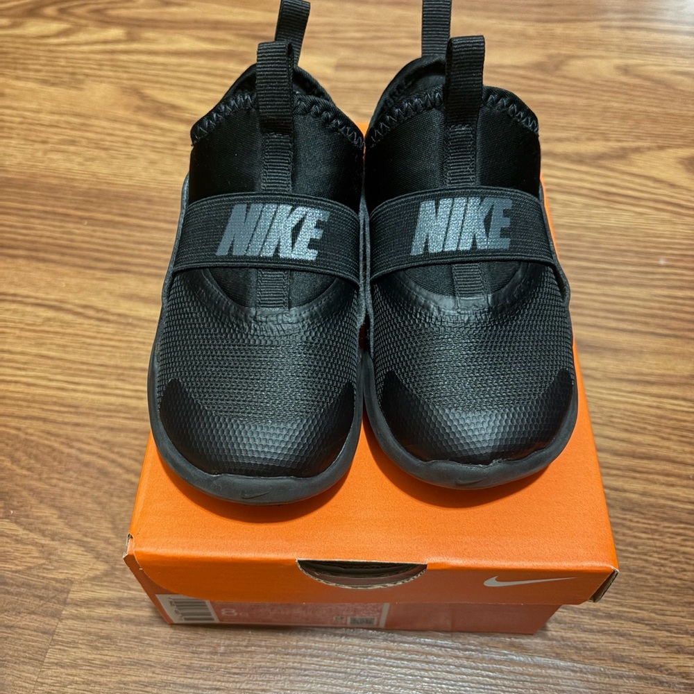 Nike Kids Black Slip-On Sneakers